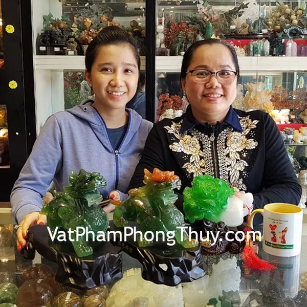 Cô Hạnh - khách hàng mua Cặp Tỳ hưu xanh ngọc LN055, Bắp cải xanh LN083