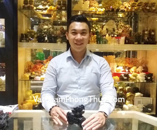 Anh Mỹ - khách hàng mua Tỳ hưu thạch anh đen GM008